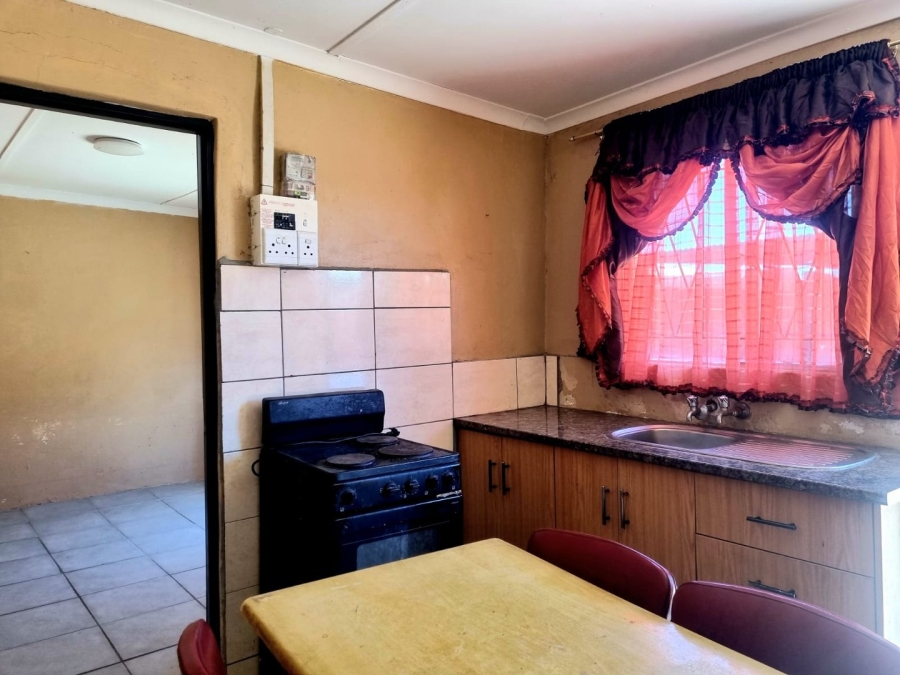 3 Bedroom Property for Sale in Roodepan Northern Cape